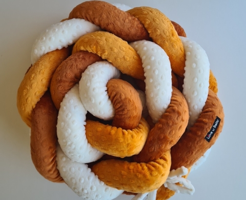 Fox & Pumpkin & Off-White